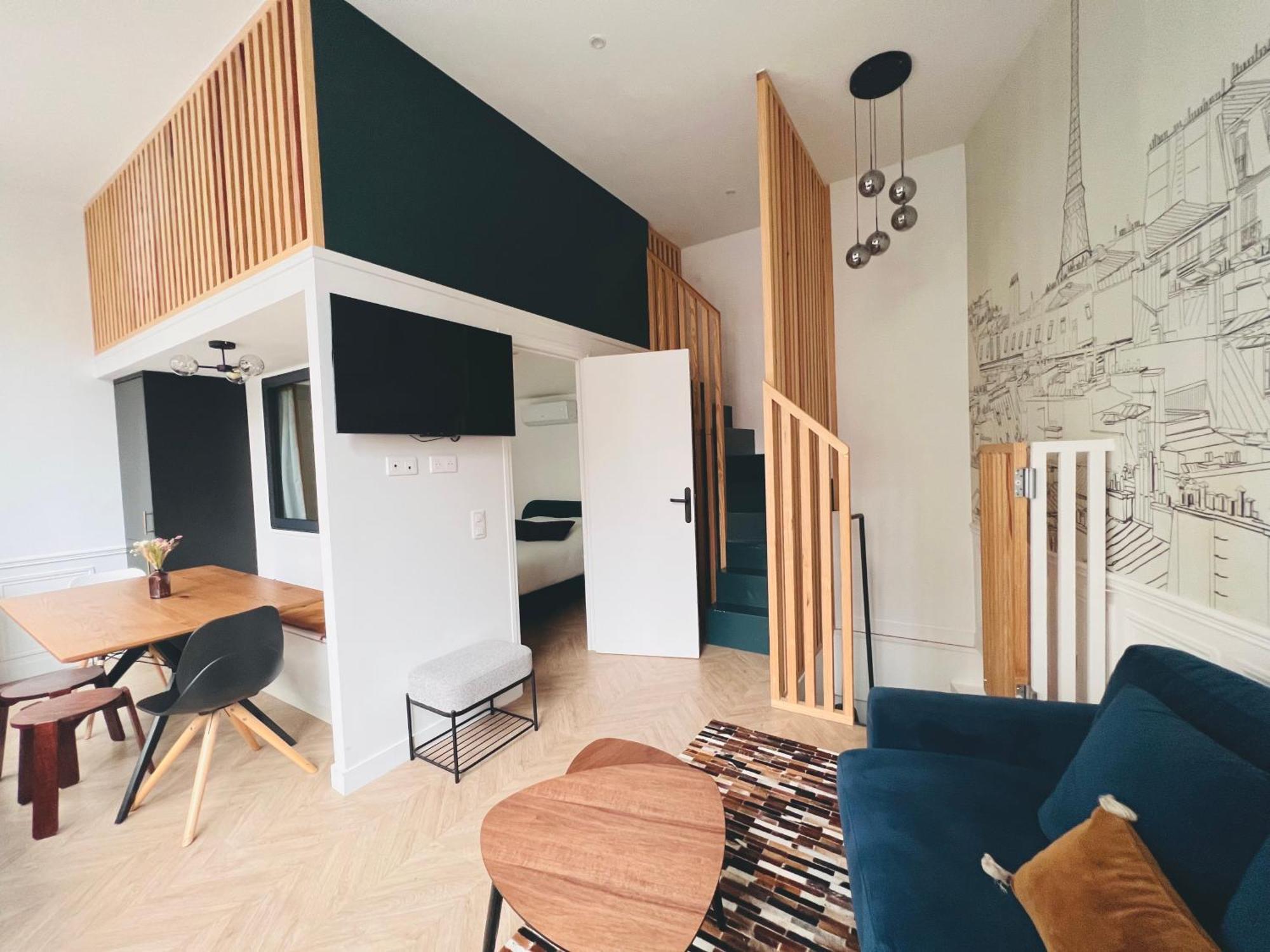 Montmartre Marvel! Designer Apartment Near Metro 파리 외부 사진