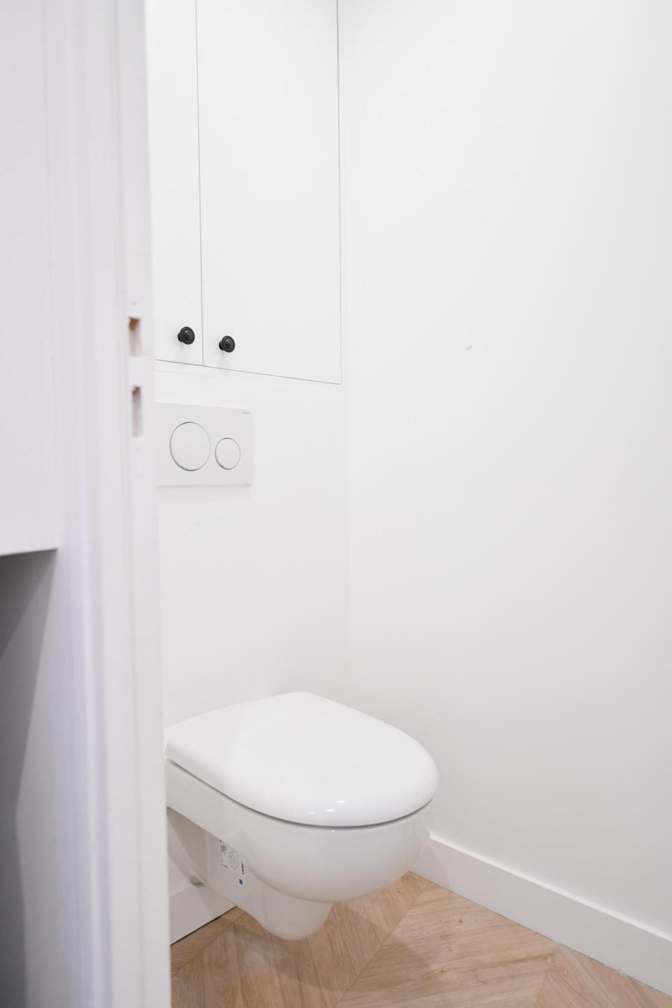 Montmartre Marvel! Designer Apartment Near Metro 파리 외부 사진
